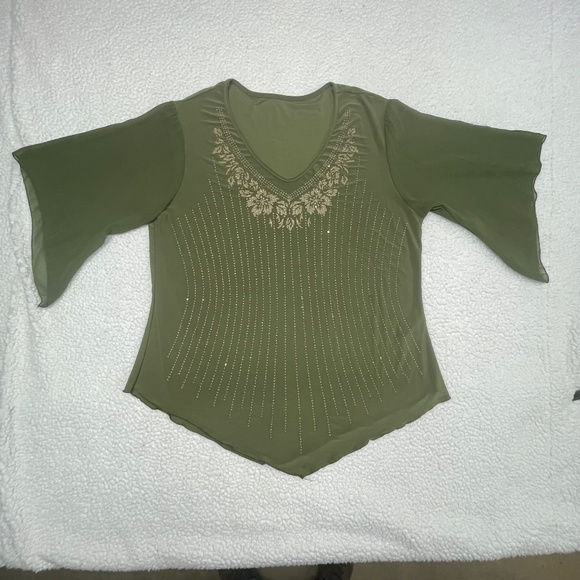 Women’s 3X-Large Fabiola Green Sequins Pattern Top - Picture 1 of 13